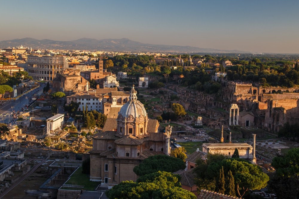 View from Monumento Nazionale a Vittorio Emanuele II with Roman Forum and Colosseo in the background